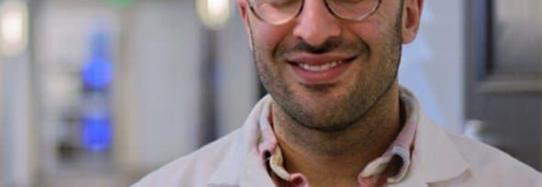 Hesam Feghahati |  Cosmetic Dentist